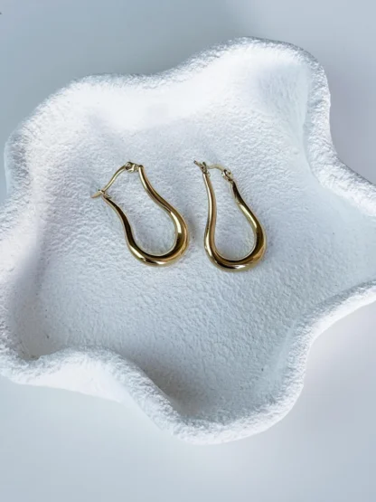 ÖZEL SERİ EĞİMLİ OVAL KÜPE